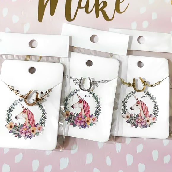 Textured/Hammered Good Luck Horseshoe Necklace - Picture 4 of 9